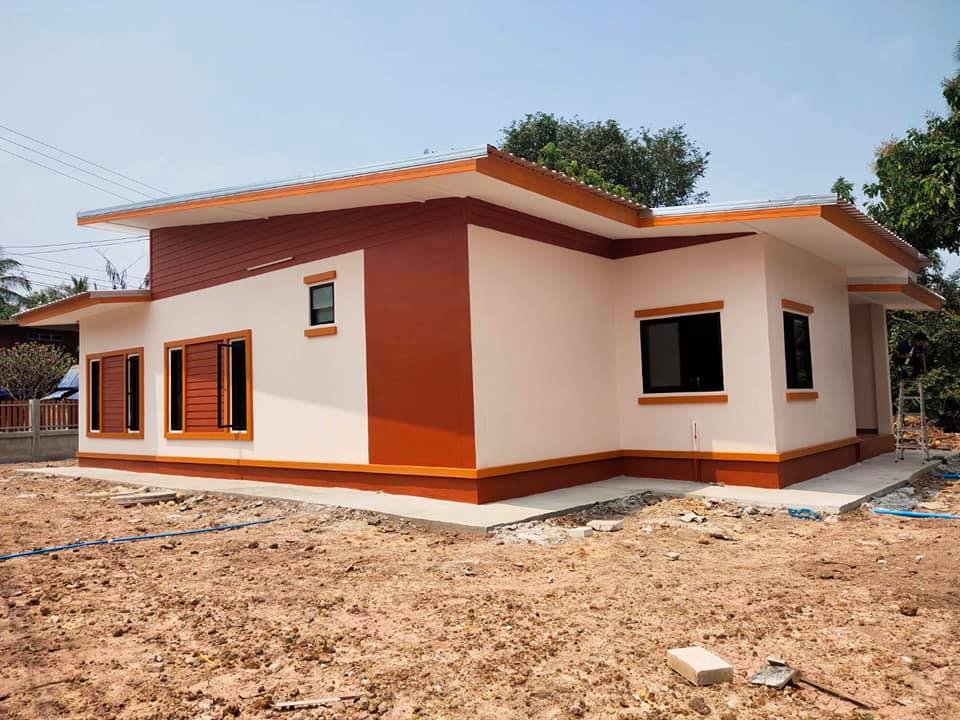 Hermosa casa moderna en tono marrón rojizo, área útil 125 metros
